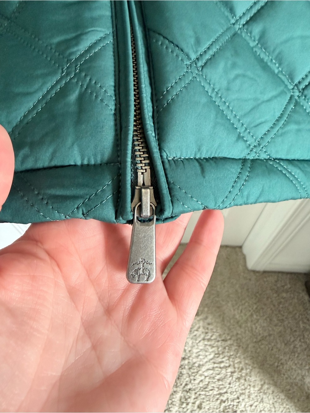 Brooks Brothers Insulated Quilted Sleeveless Puffer Vest in Forest Green NWOT - Picture 14 of 14